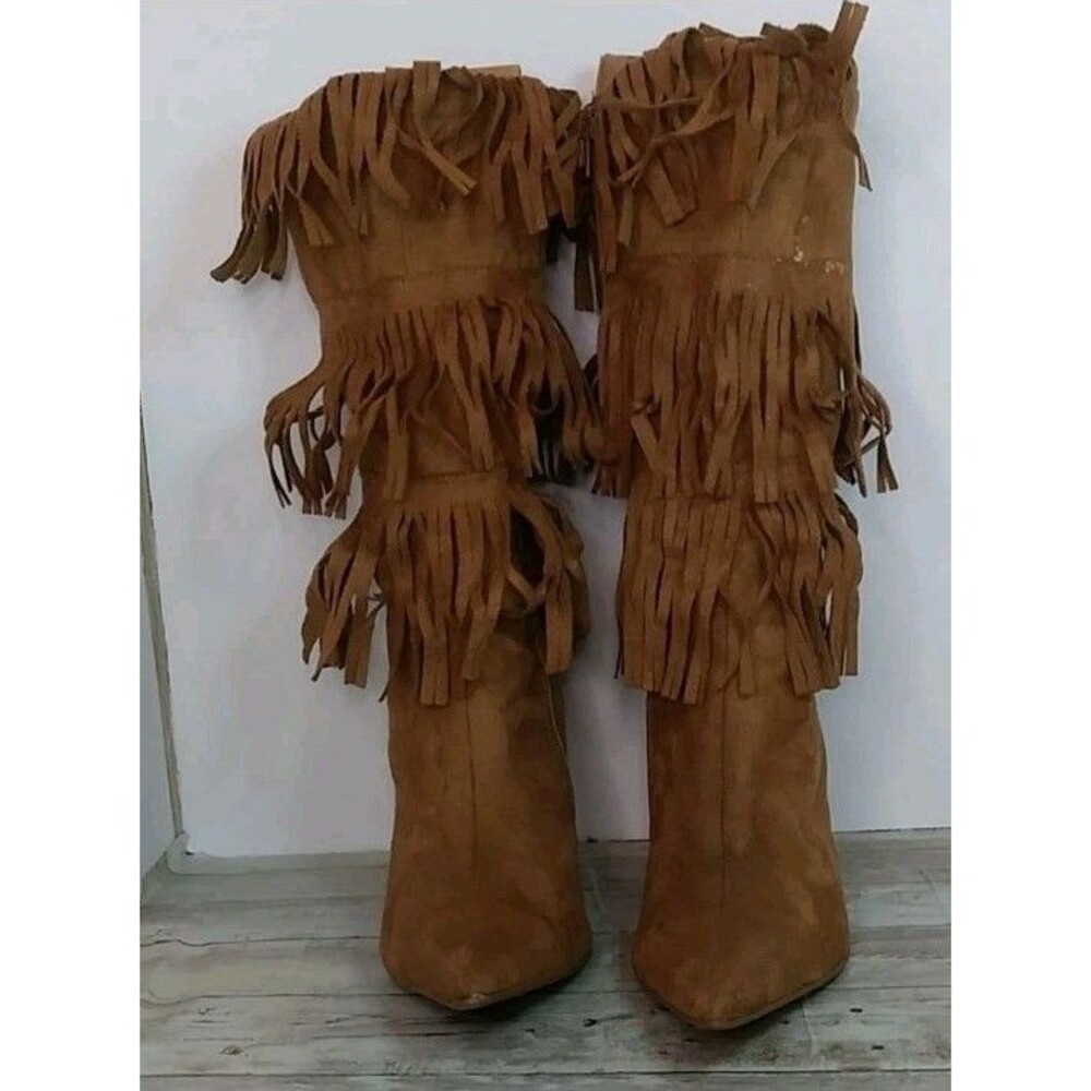 Charlotte russe women's Fringed  Pointed  toe  Brown suede Boots High heel  Sz 6